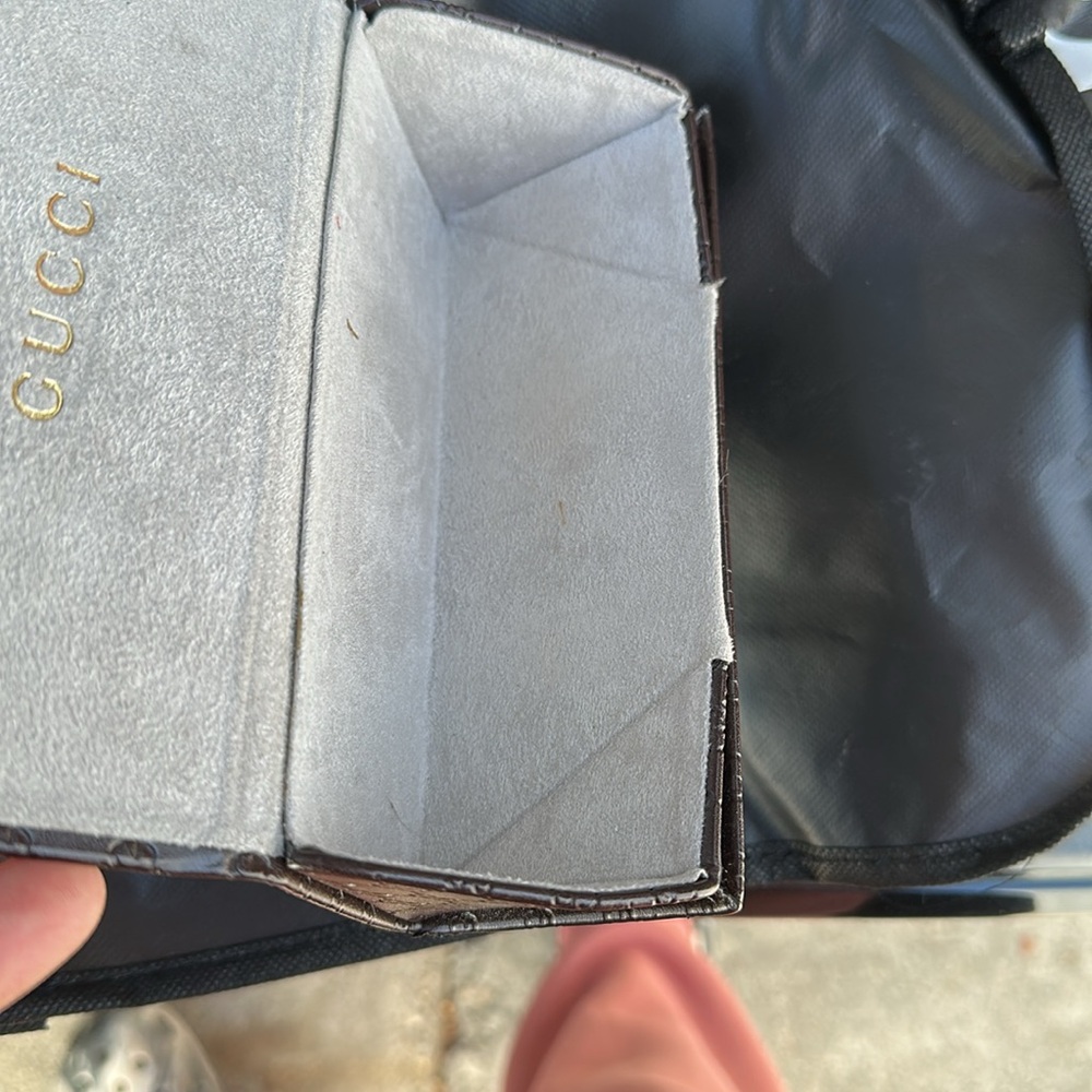 Gucci Brown Monogram glasses case - Picture 7 of 10